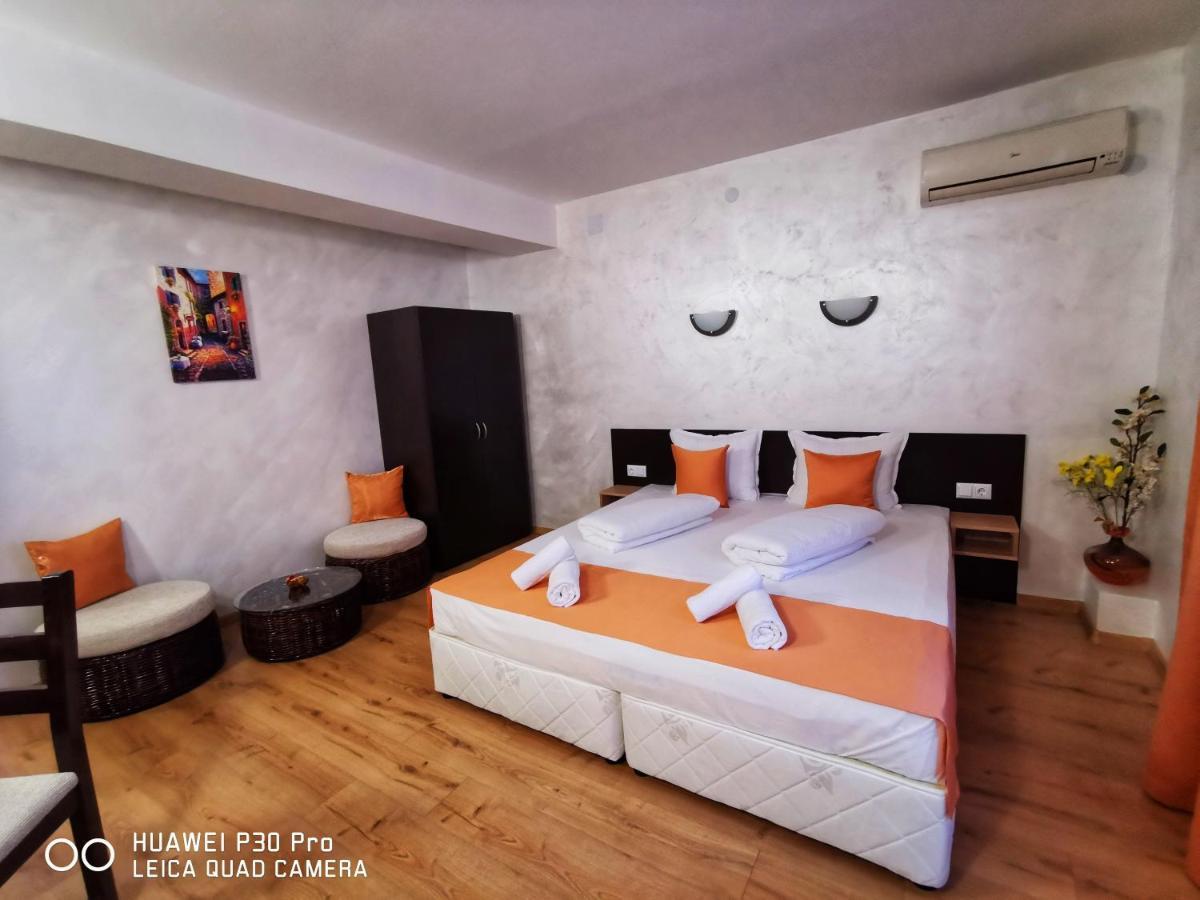 Hotel Swiss Σούμεν Εξωτερικό φωτογραφία