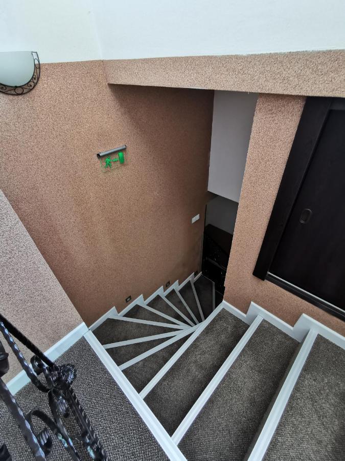 Hotel Swiss Σούμεν Εξωτερικό φωτογραφία