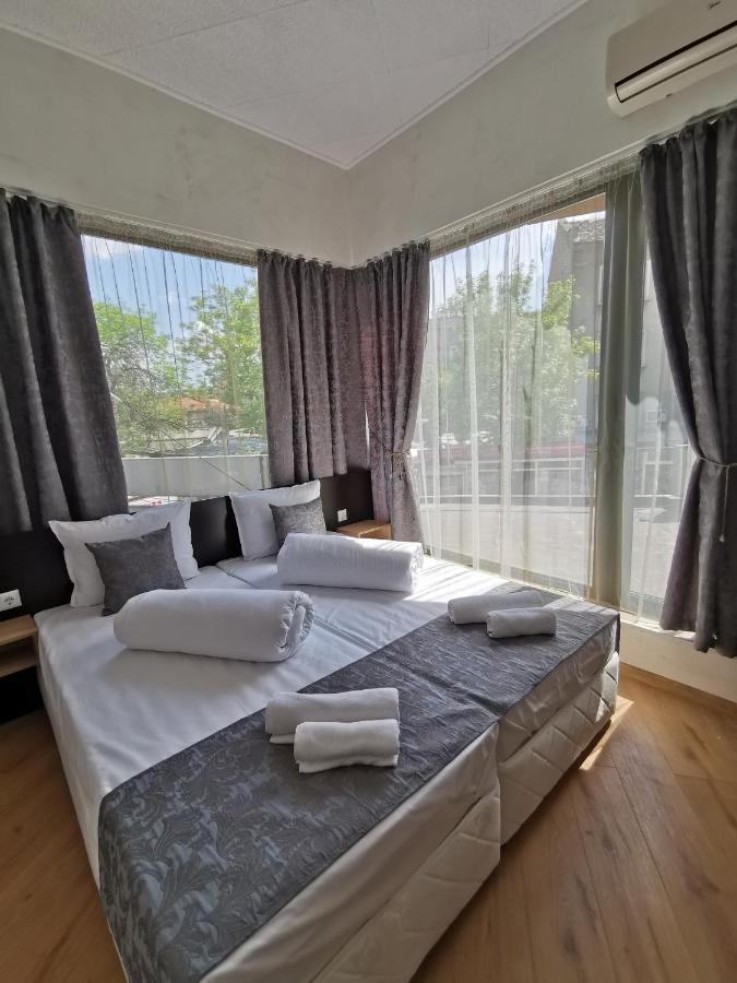 Hotel Swiss Σούμεν Εξωτερικό φωτογραφία